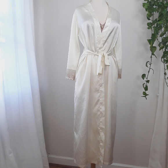 Vintage Cerie Women's Robe sz Medium